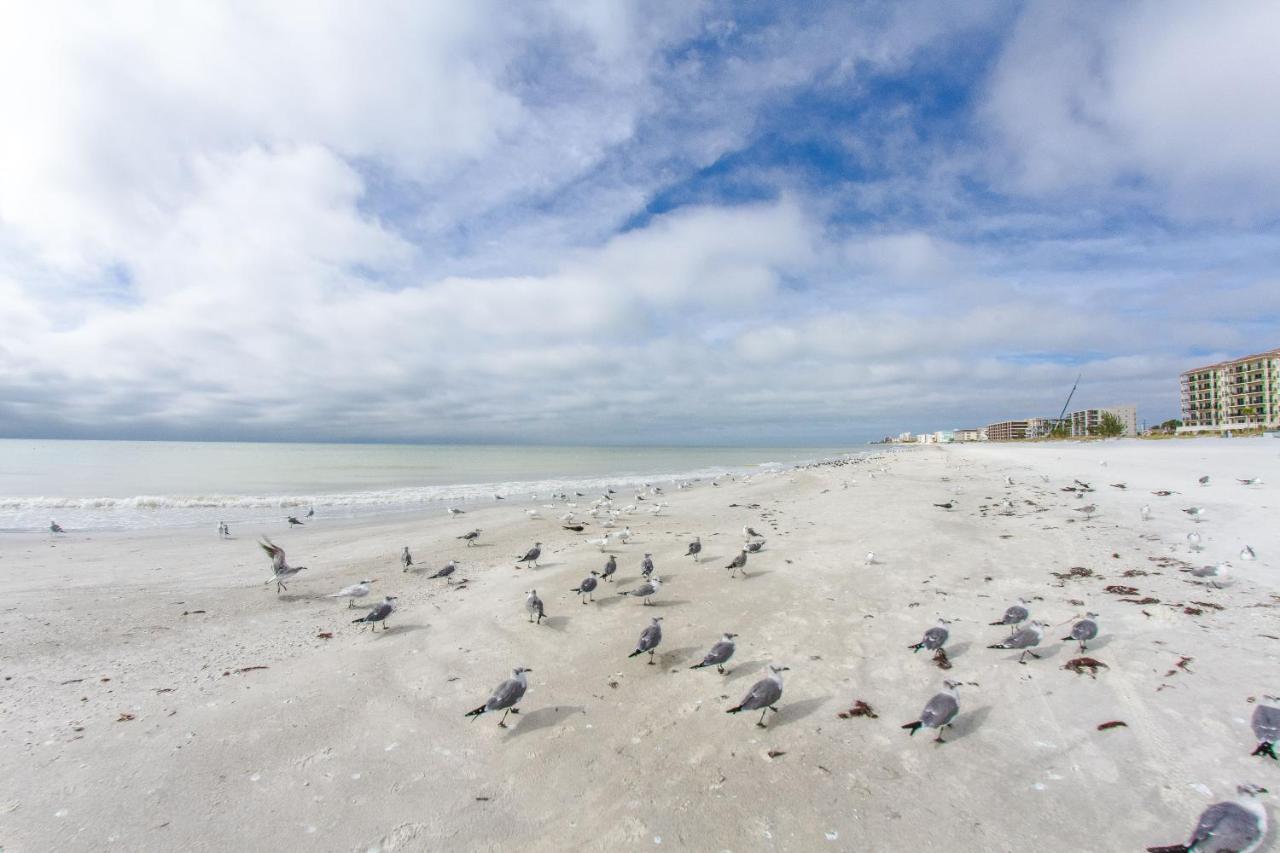 201 Sandy Shores Condos St. Pete Beach Kültér fotó